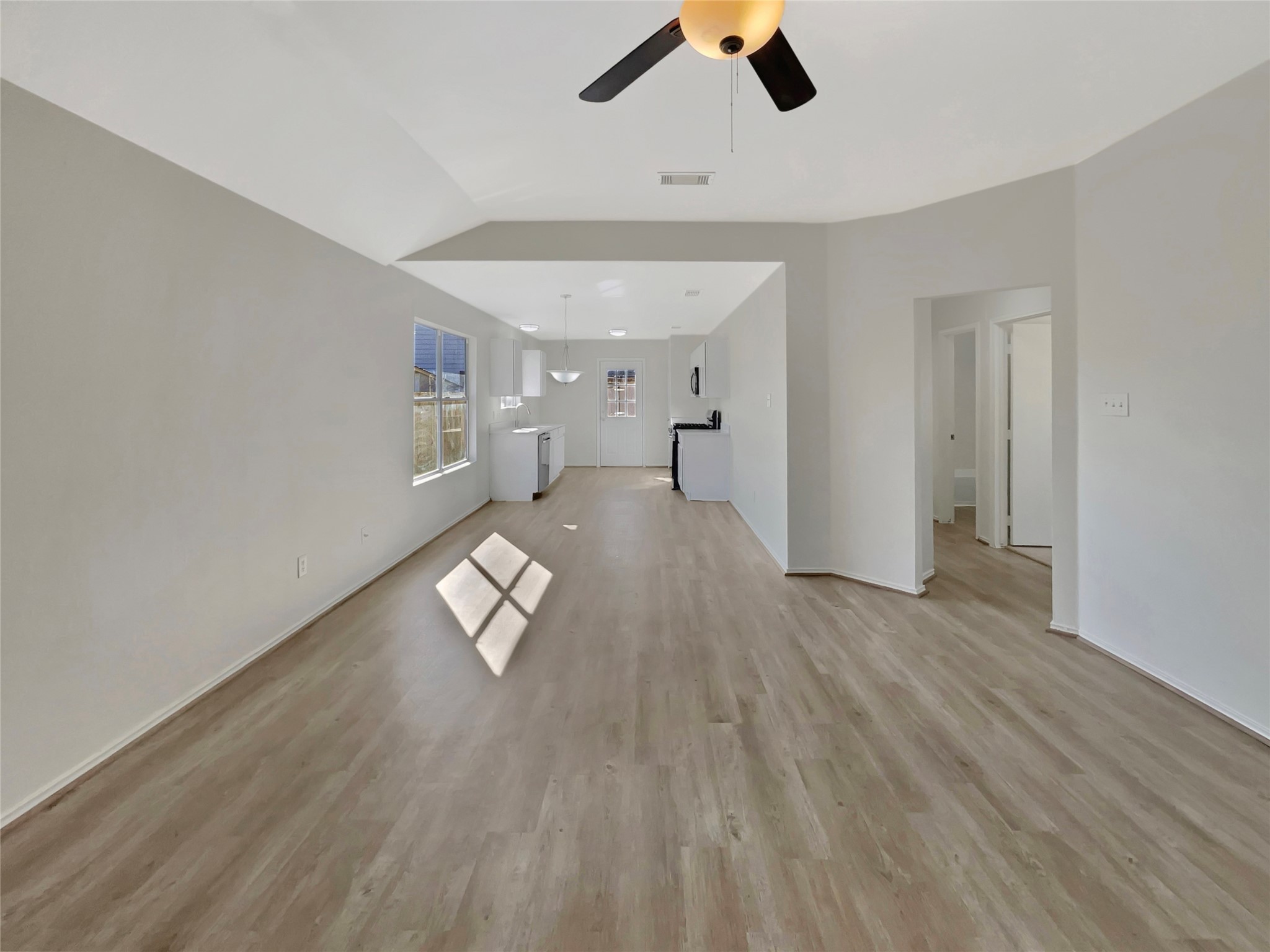 12830 East Greenwick Loop Houston, TX 77085 - Photo 12 of 19