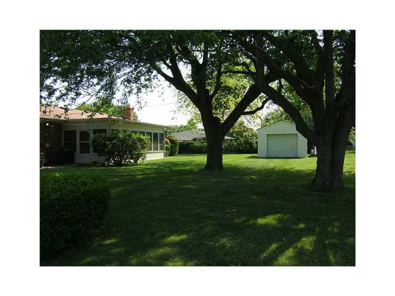 133 Willow Road Greenfield, IN 46140 - Photo 2 of 2 Gallery Image 2