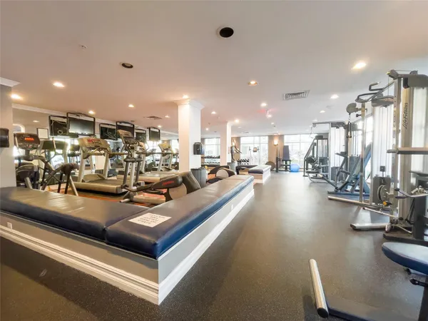 $3,200 | 1900 Van Buren Street, Unit 118B, Hollywood, FL 33020