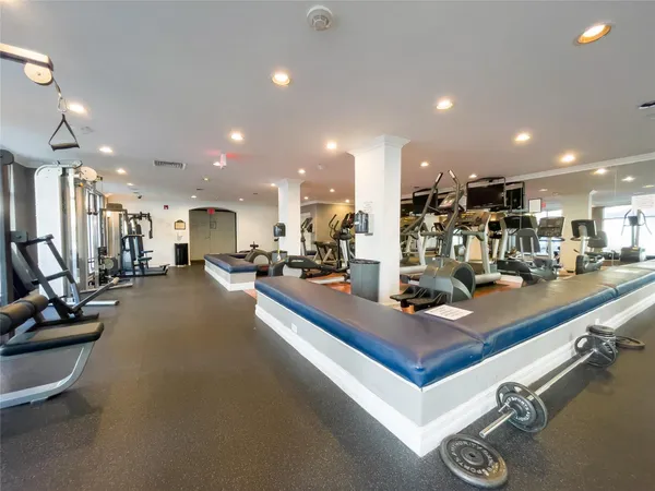 $3,200 | 1900 Van Buren Street, Unit 118B, Hollywood, FL 33020