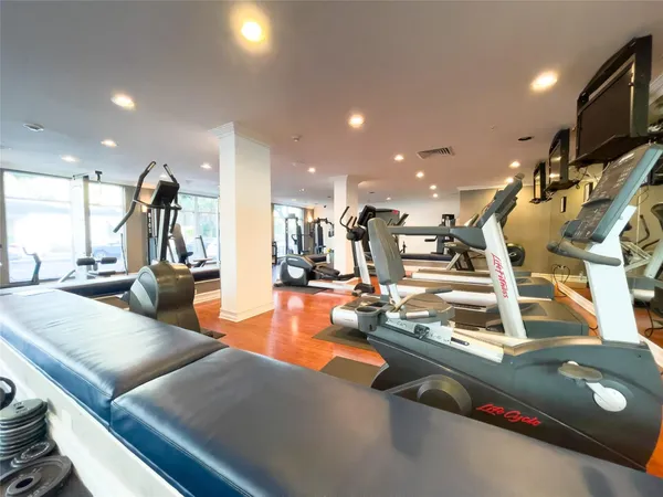 $3,200 | 1900 Van Buren Street, Unit 118B, Hollywood, FL 33020