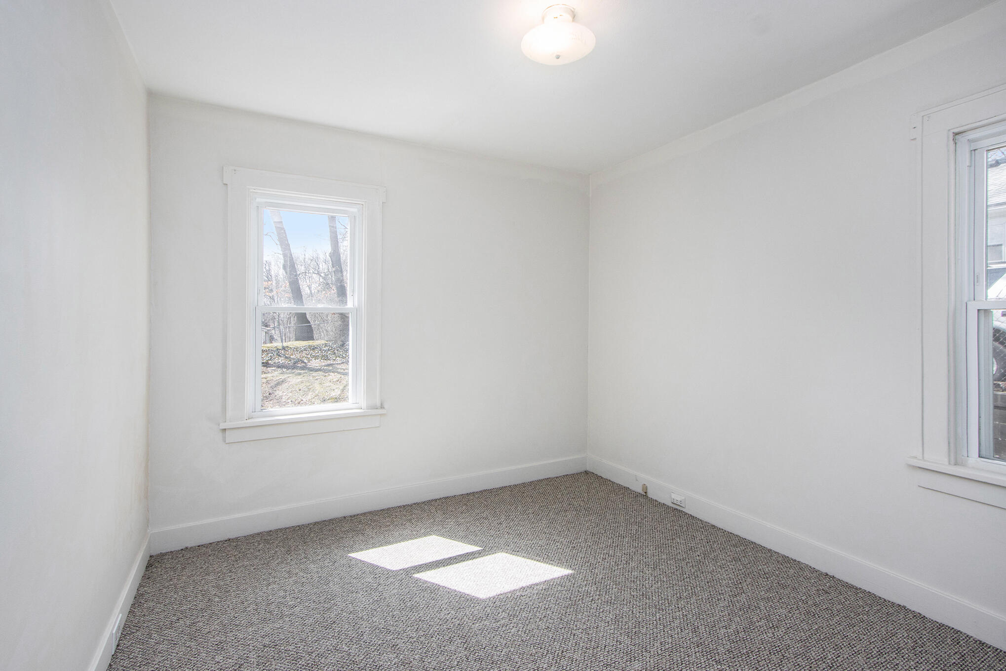 37 Ridgewood Street Kalamazoo, MI 49001 - Photo 8 of 18 37Ridgewood_15