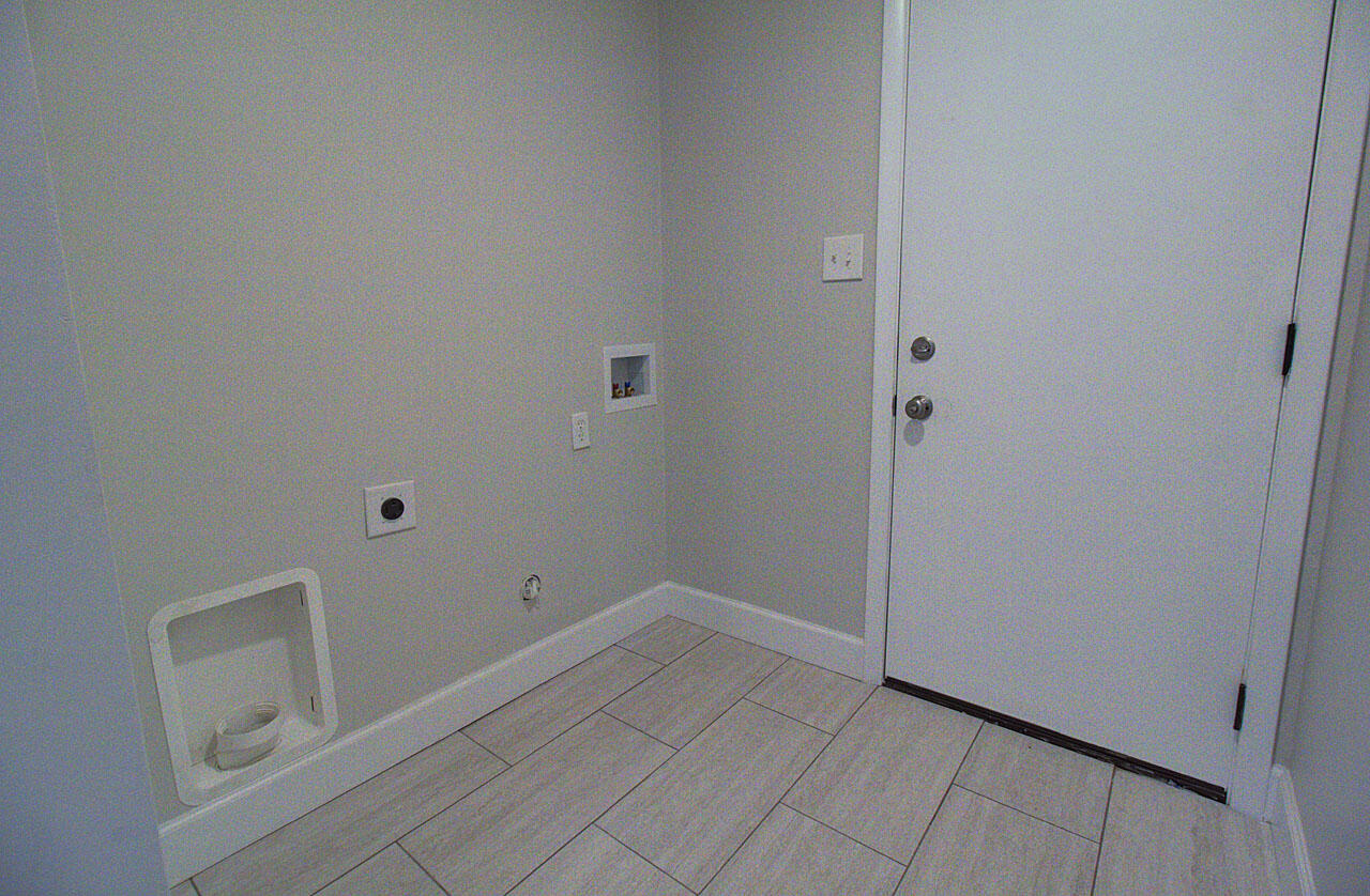 102 Case Lane Oak Ridge, TN 37830 - Photo 29 of 40 Laundry Area downstairs