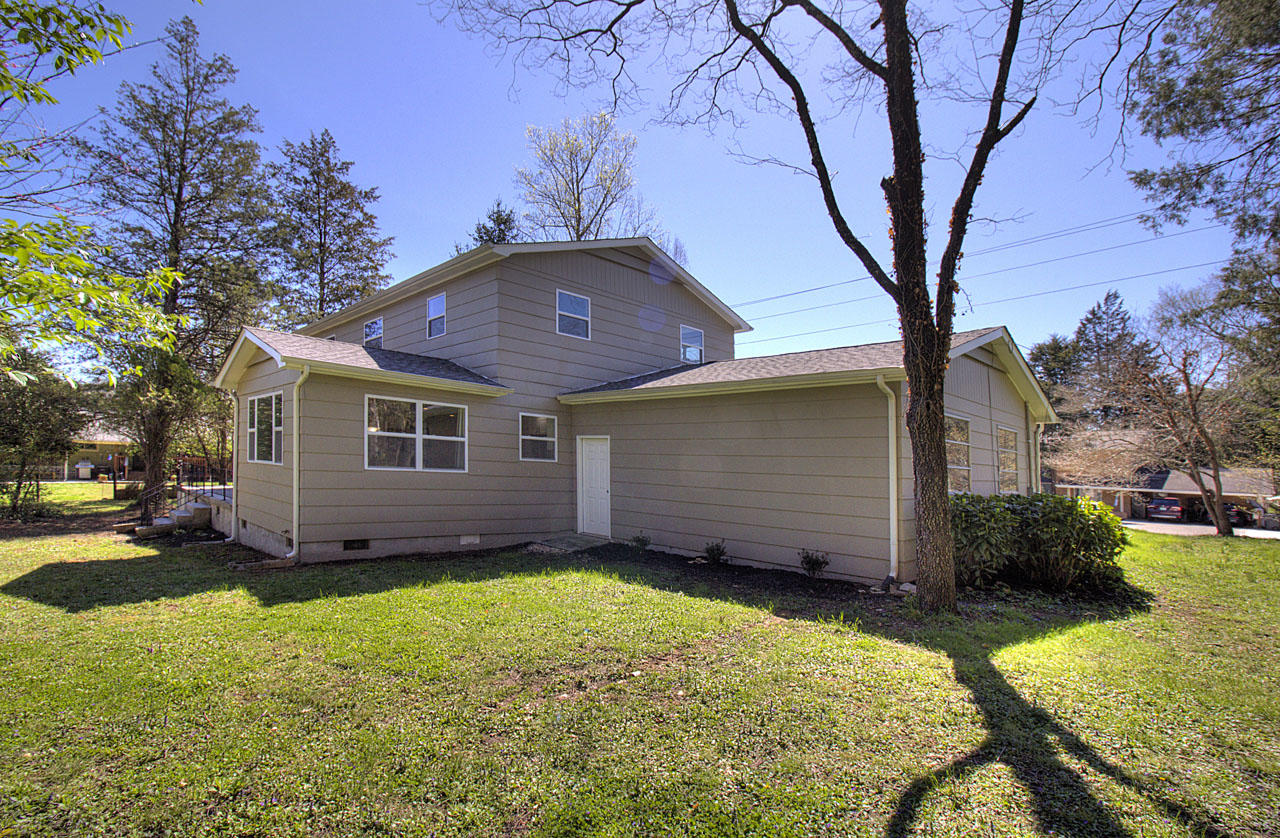 102 Case Lane Oak Ridge, TN 37830 - Photo 6 of 40 Side