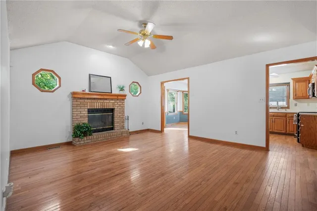 $268,900 | 1124 North Ponca Drive, Independence, MO 64056