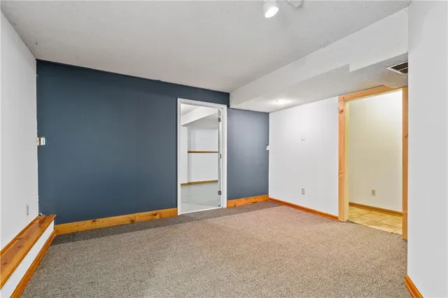 $268,900 | 1124 North Ponca Drive, Independence, MO 64056