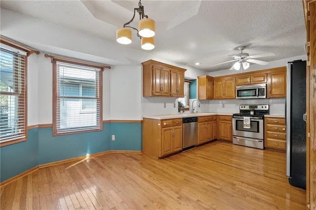 $268,900 | 1124 North Ponca Drive, Independence, MO 64056