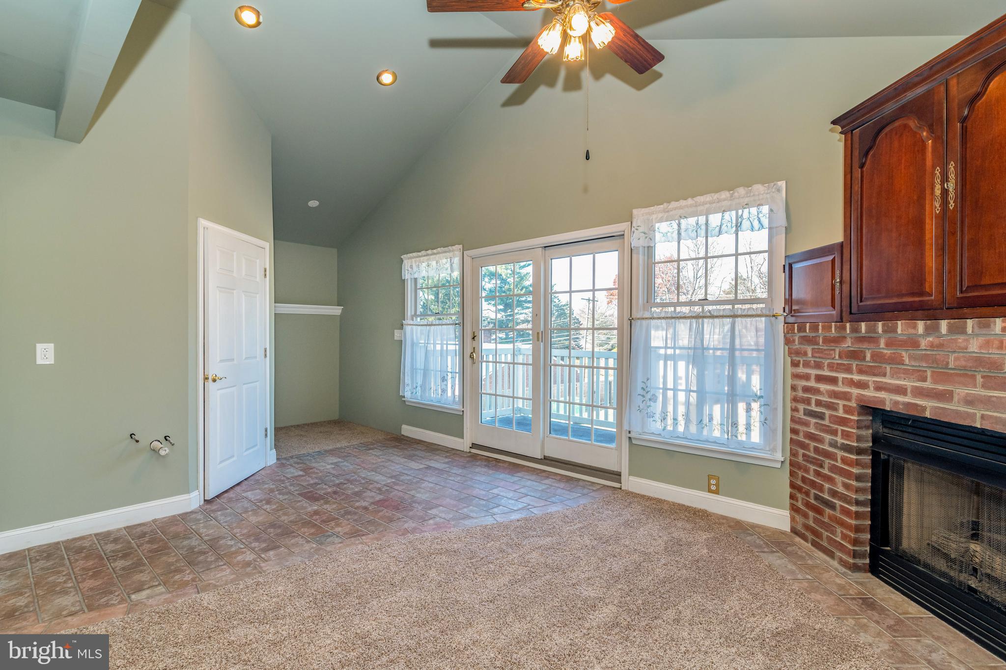 476 Prospect Road Springfield, PA 19064 - Photo 38 of 52 sitting room in primary suite