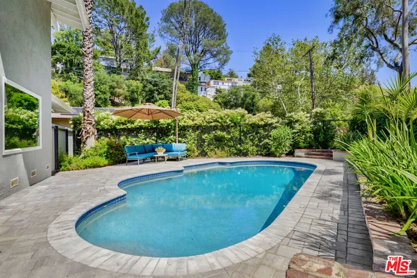 $9,350 | 3101 North Beachwood Drive, Los Angeles, CA 90068