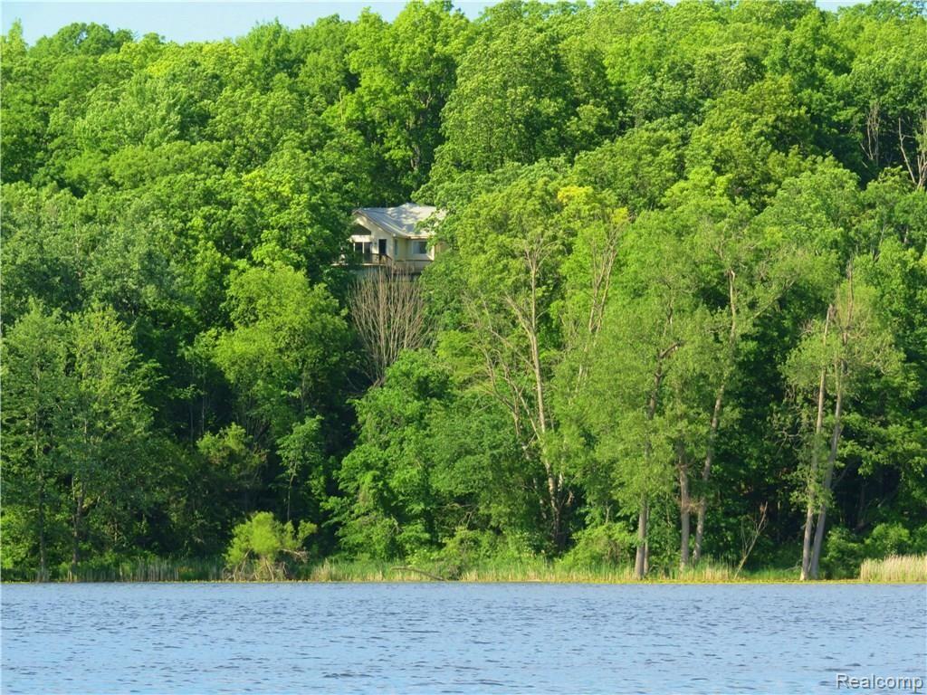 5590 Big Fish Lake Road Goodrich, MI 48438 - Photo 1 of 46 IMG_0112.JPG