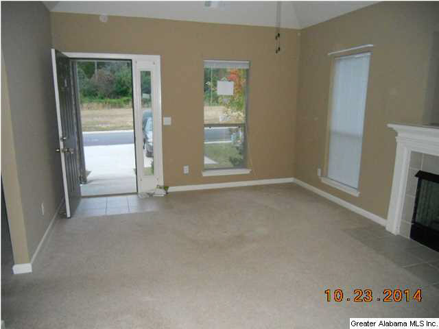 564 Fox Run Circle Pell City, AL 35125 - Photo 3 of 7