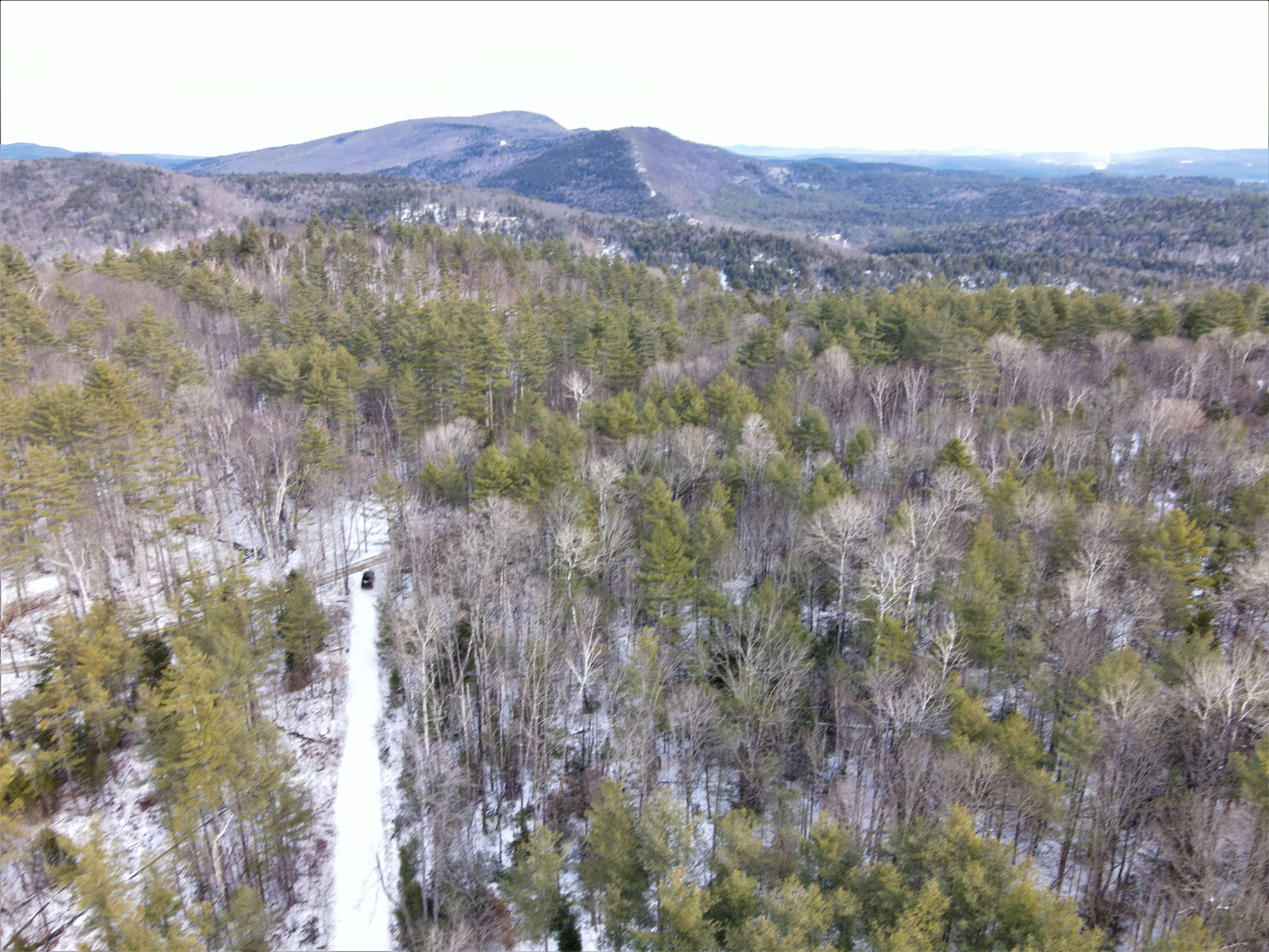 413 Sugarbush Road Chester, VT 05143 - Photo 4 of 35