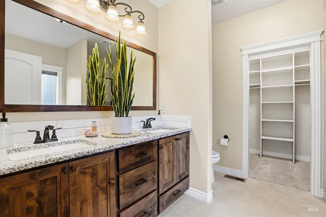 $999,900 | 1175 North Champions Pl., Eagle, ID 83616