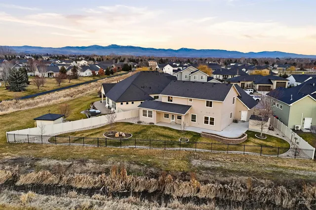 $999,900 | 1175 North Champions Pl., Eagle, ID 83616