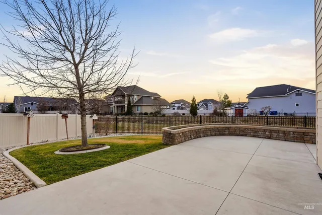 $999,900 | 1175 North Champions Pl., Eagle, ID 83616