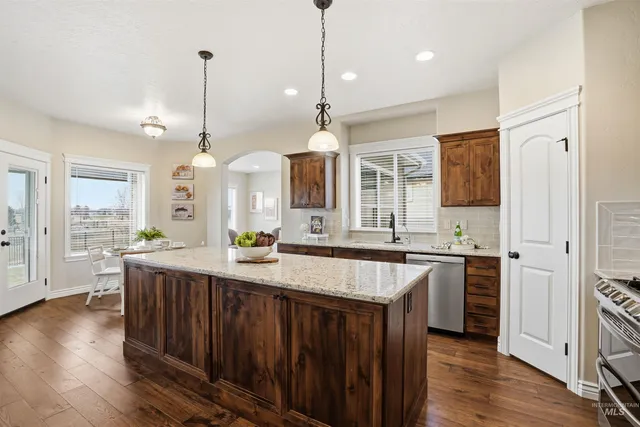 $999,900 | 1175 North Champions Pl., Eagle, ID 83616