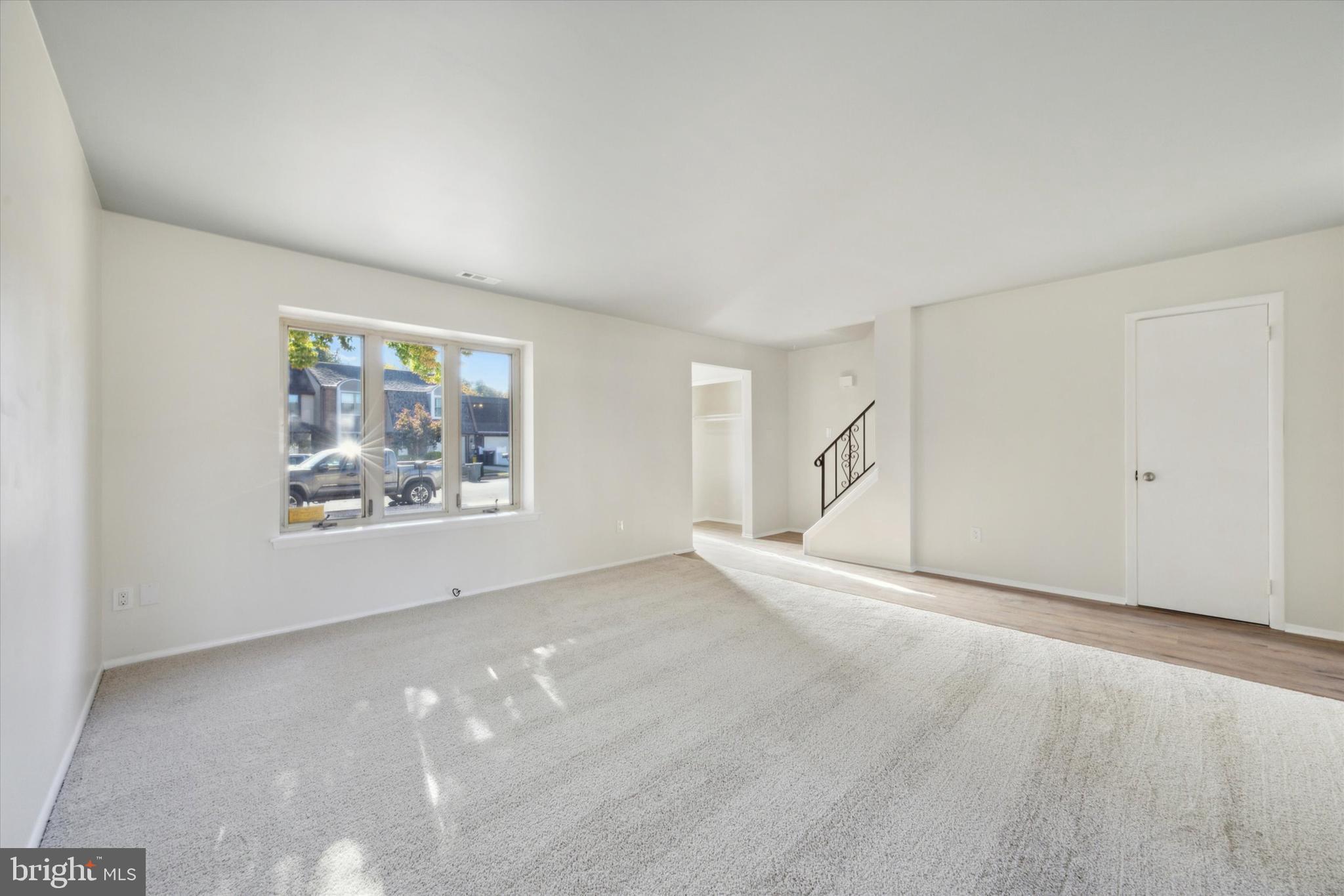 9 Heron Place Clementon, NJ 08021 - Photo 3 of 15