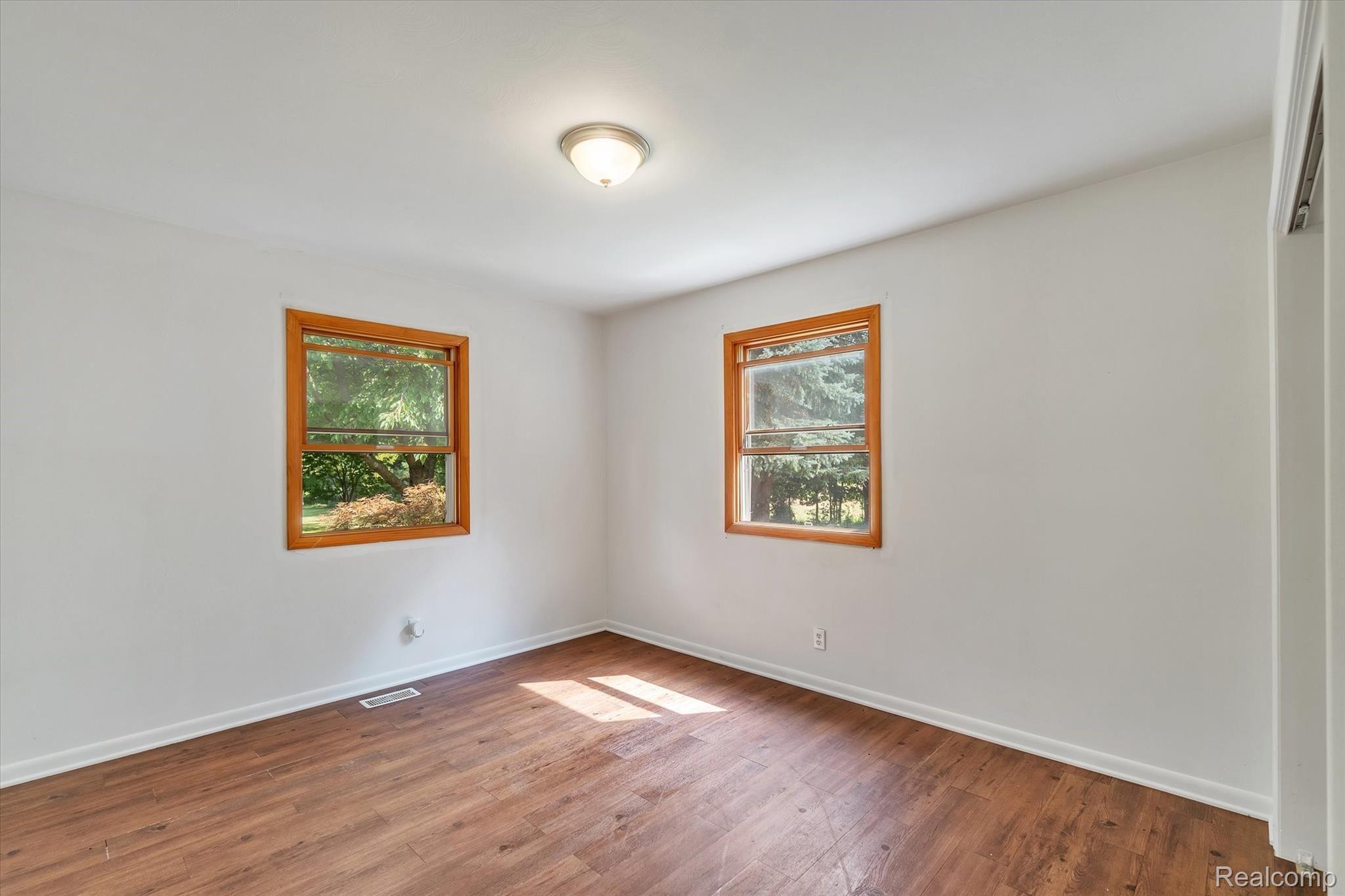 535 North Nicholson Road Fowlerville, MI 48836 - Photo 33 of 68 33-535-Nicholson-WindowStill-Real-Estate-Photography-33.jpg
