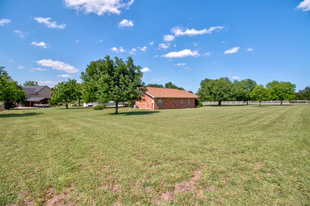 21921 Quail Run Road Sanger, TX 76266 - Photo 30 of 37