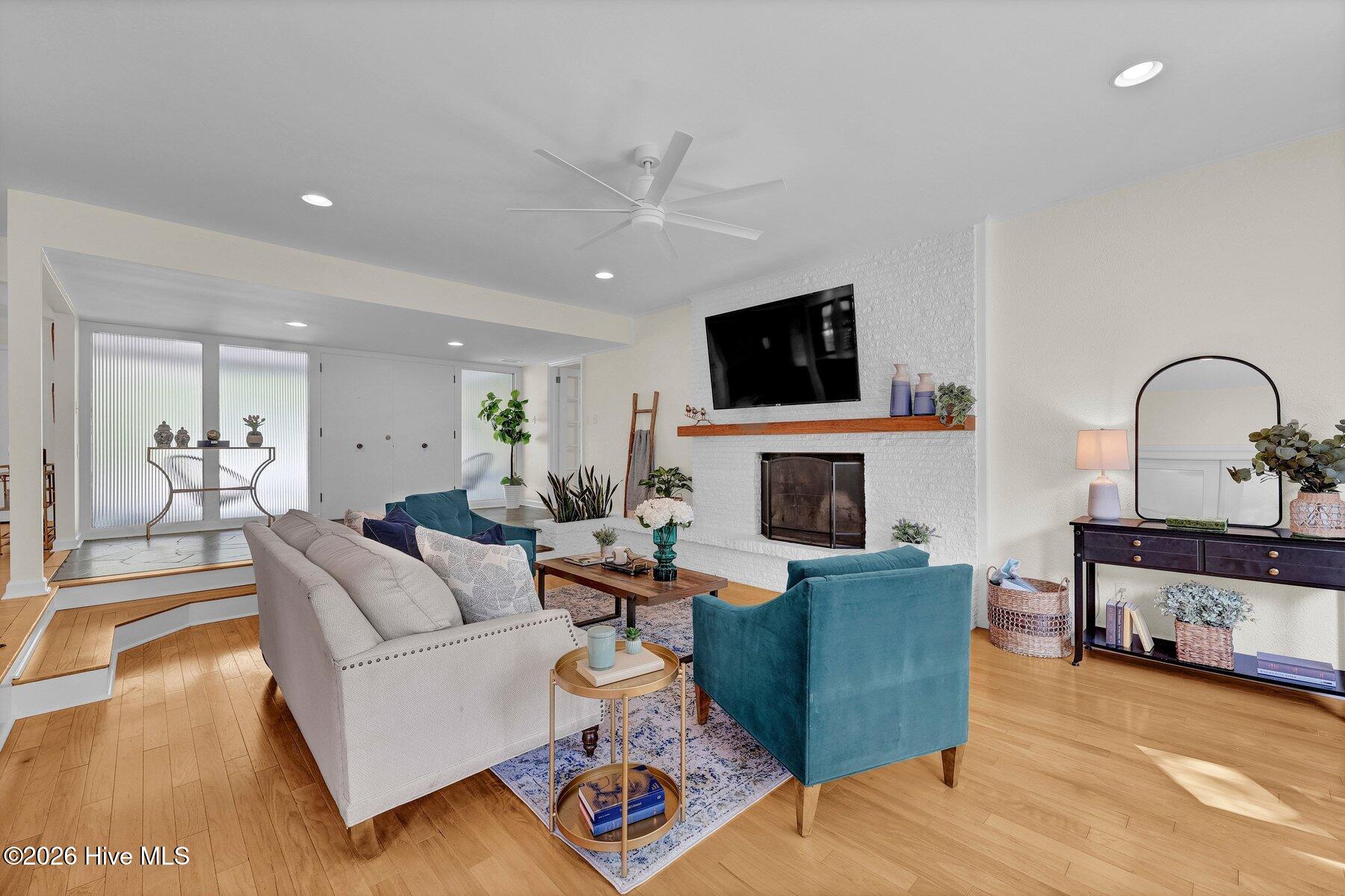 1810 Hawthorne Road Wilmington, NC 28403 - Photo 6 of 46 Gallery Image 6