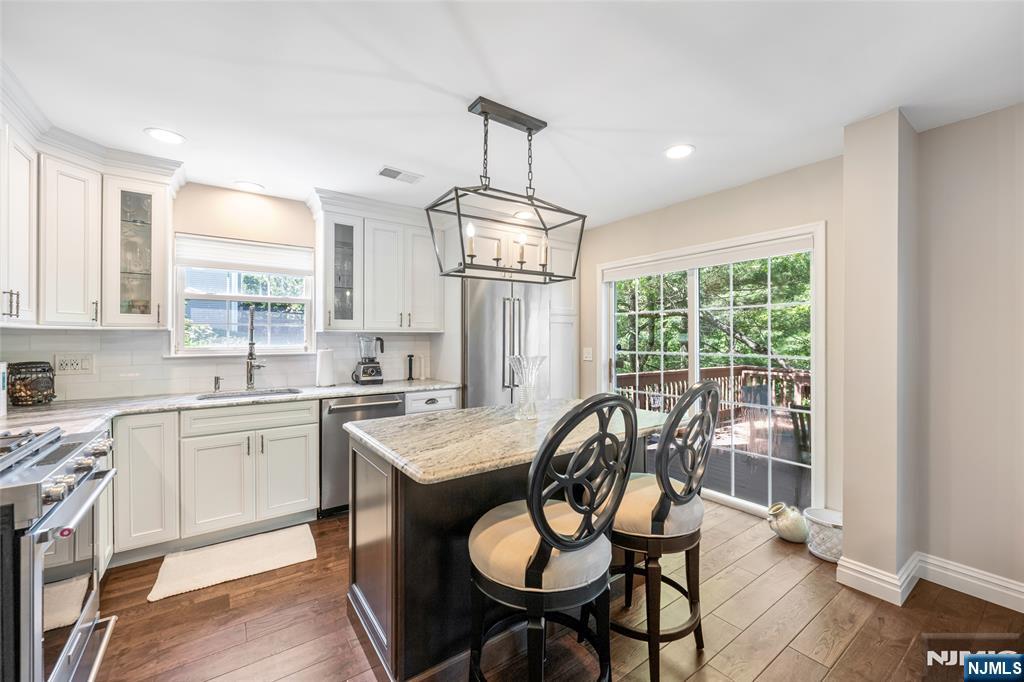 416 Green Mountain Road Mahwah, NJ 07430 - Photo 11 of 30