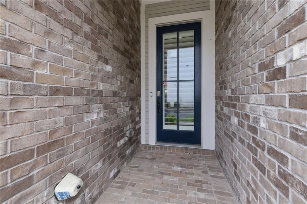 2070 Wheaton Way Atlanta, GA 30328 - Photo 3 of 47