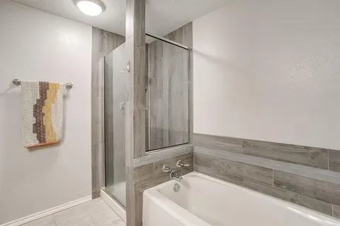$339,900 | 7104 Summerset Drive, Benbrook, TX 76126