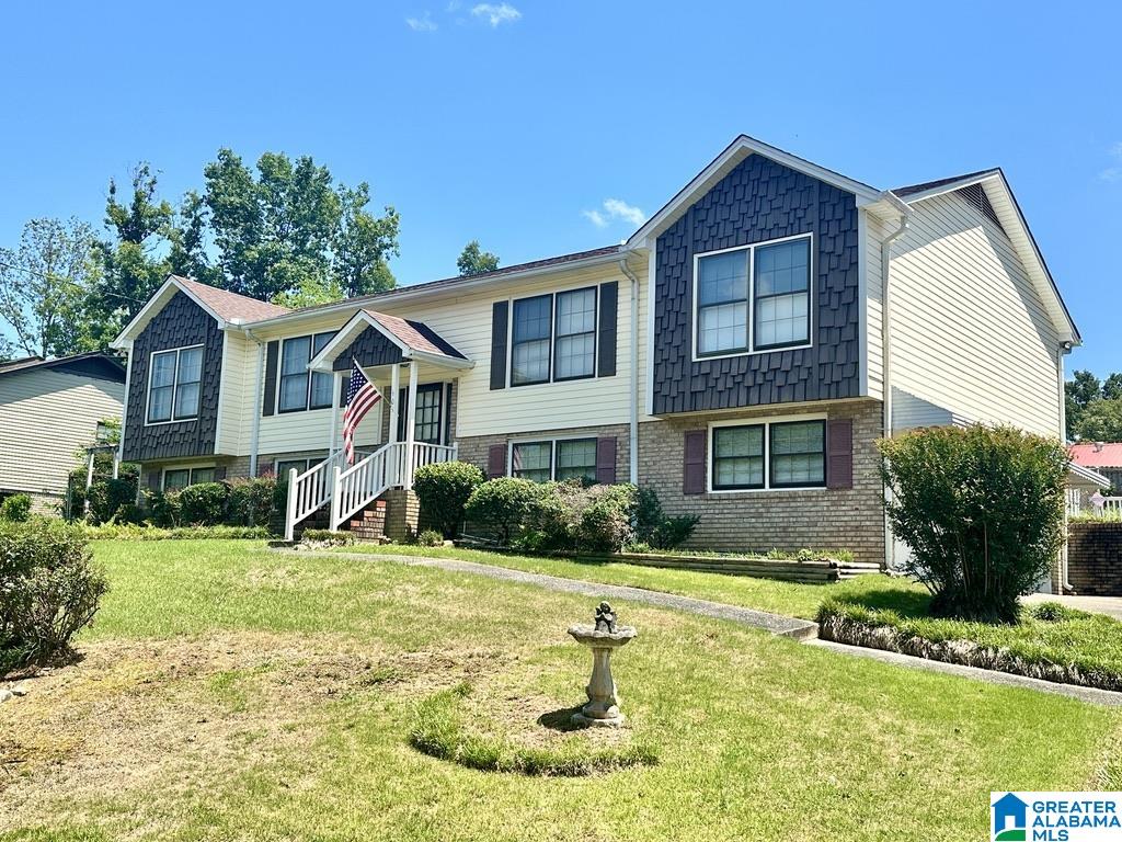 609 Sunhill Road Northwest Birmingham, AL 35215 - Photo 1 of 18