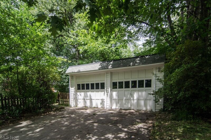 1543 Middleton Road Cleveland, OH 44121 - Photo 18 of 18