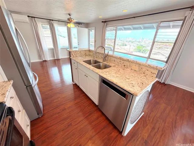 $3,500 | 1445 Mokuna Place, Honolulu, HI 96816