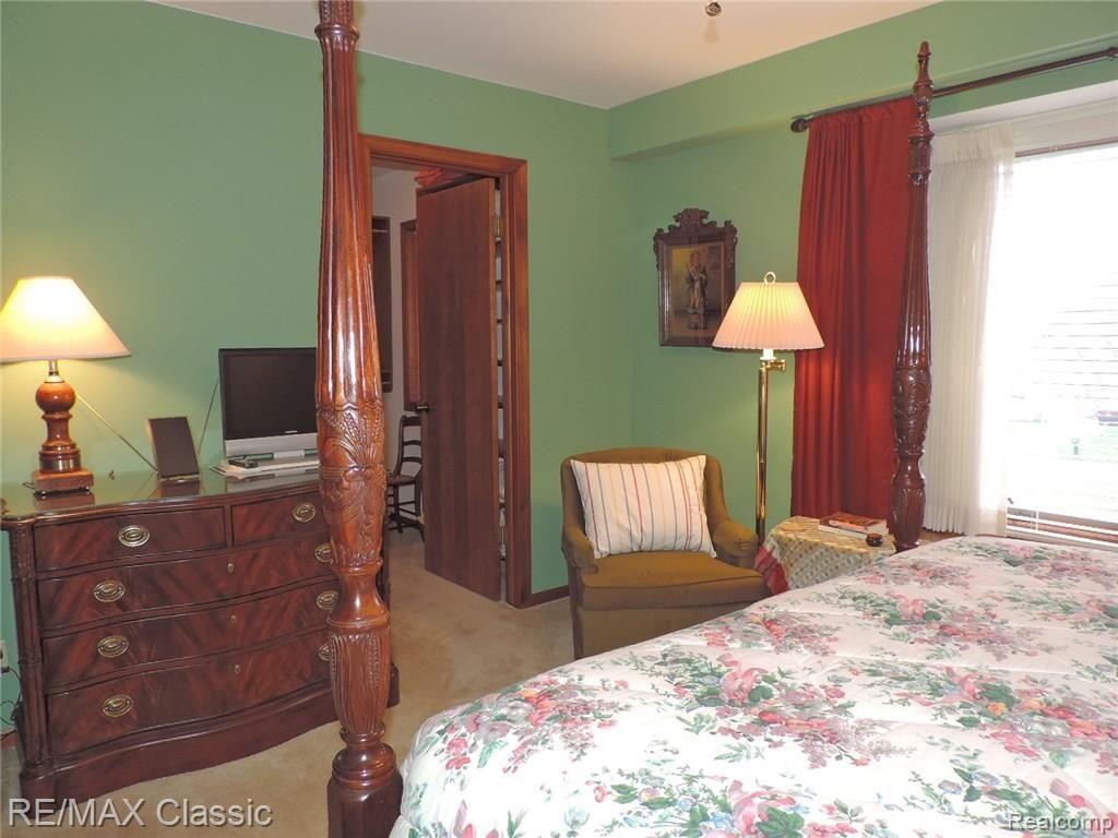 1005 Pine Ridge Road Milford, MI 48380 - Photo 45 of 76 DSCN7245.JPG