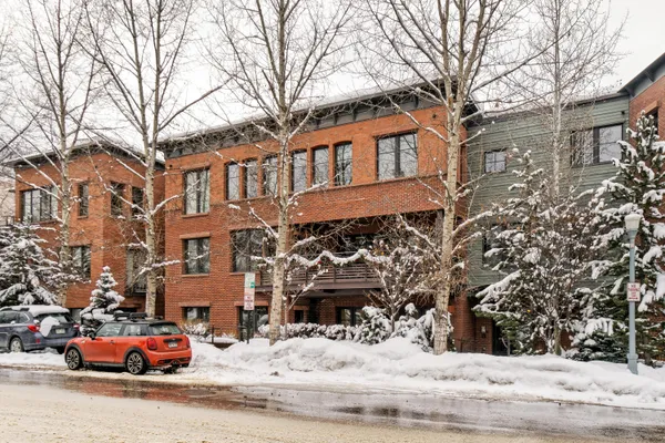 $35,000 | 101 North Spring Street, Unit 102, Aspen, CO 81611