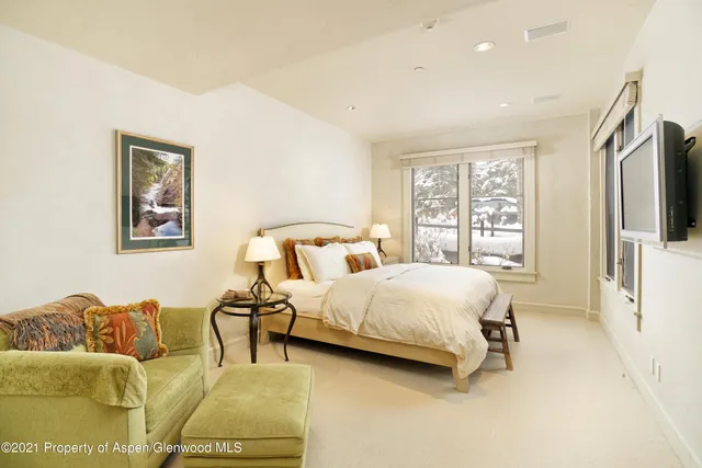 $35,000 | 101 North Spring Street, Unit 102, Aspen, CO 81611