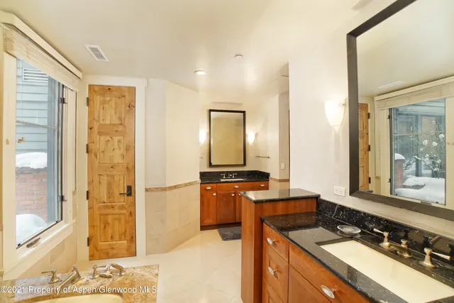 $35,000 | 101 North Spring Street, Unit 102, Aspen, CO 81611