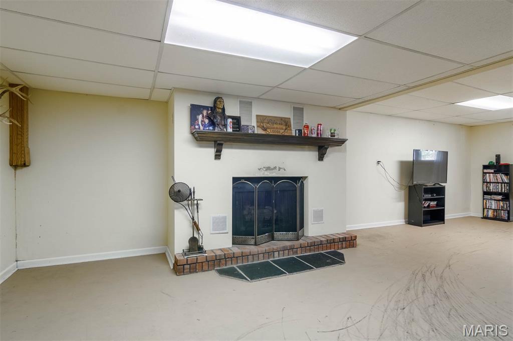 345 Valley View Carlyle, IL 62231 - Photo 25 of 54