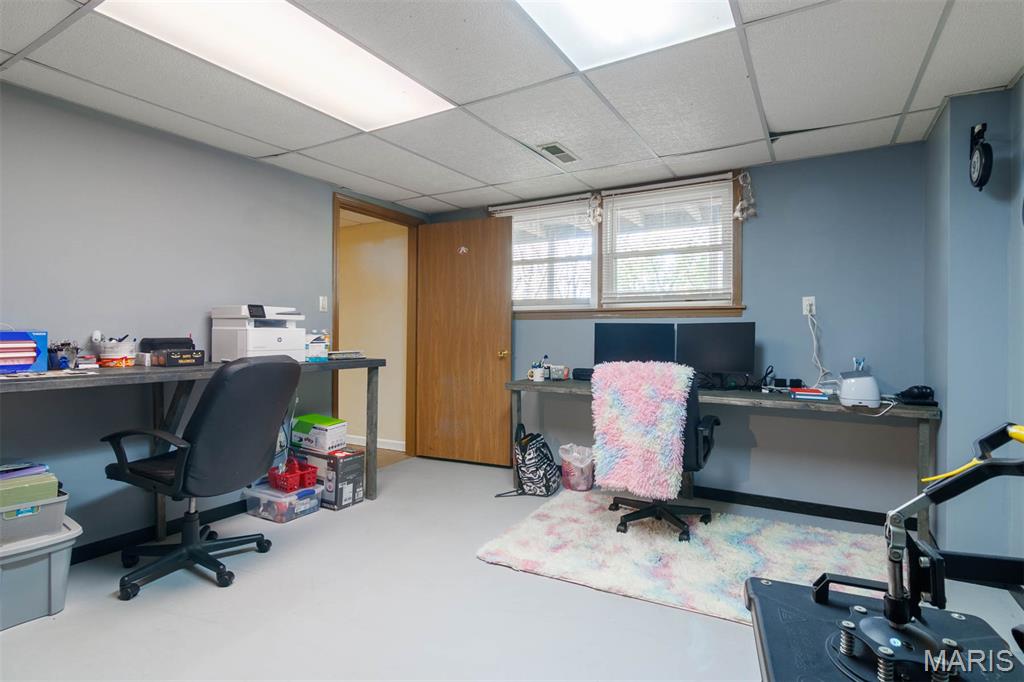 345 Valley View Carlyle, IL 62231 - Photo 26 of 54