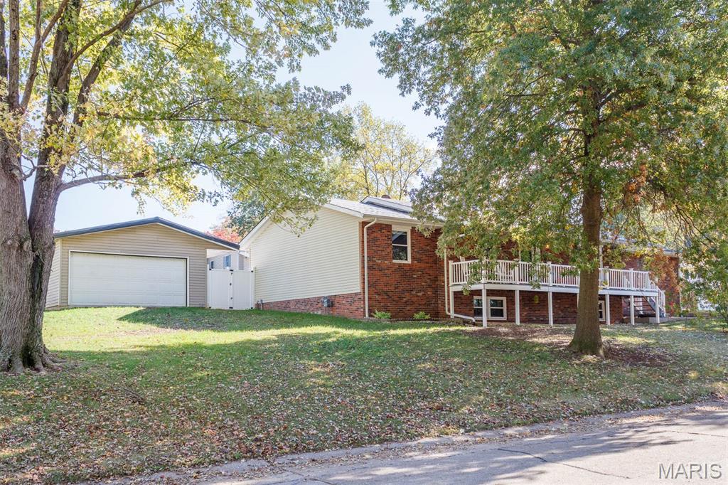 345 Valley View Carlyle, IL 62231 - Photo 34 of 54