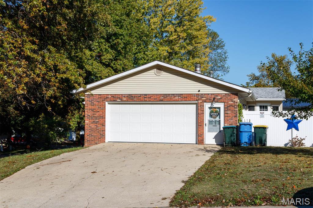 345 Valley View Carlyle, IL 62231 - Photo 36 of 54