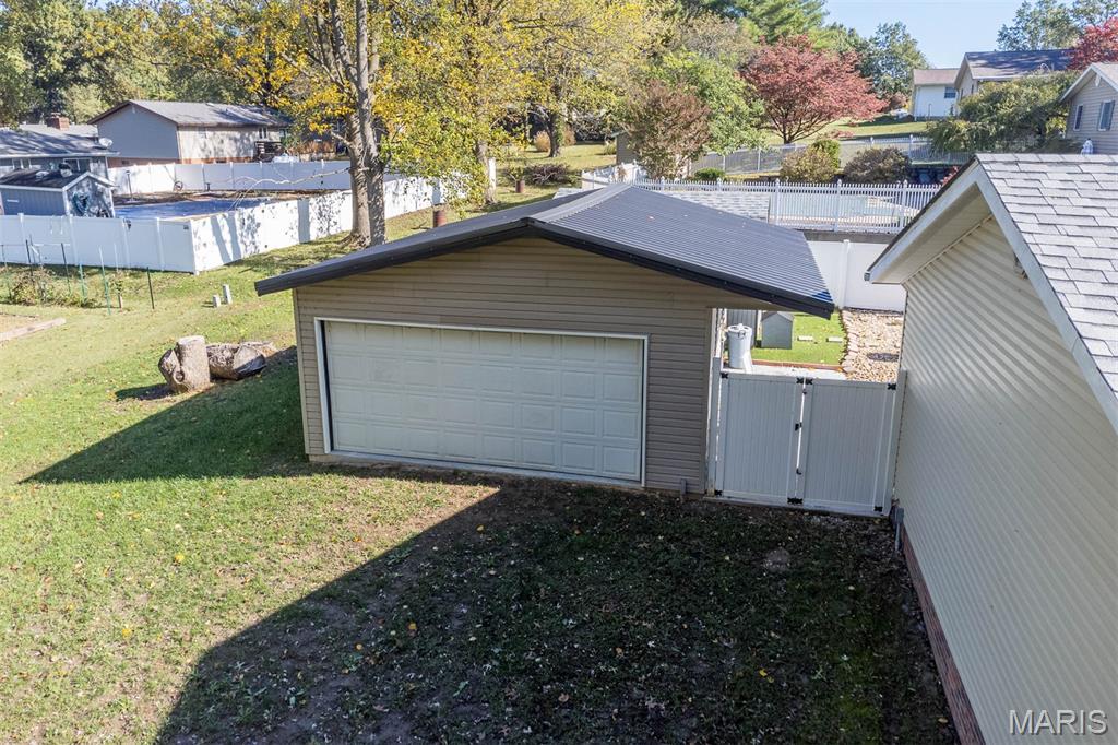 345 Valley View Carlyle, IL 62231 - Photo 44 of 54