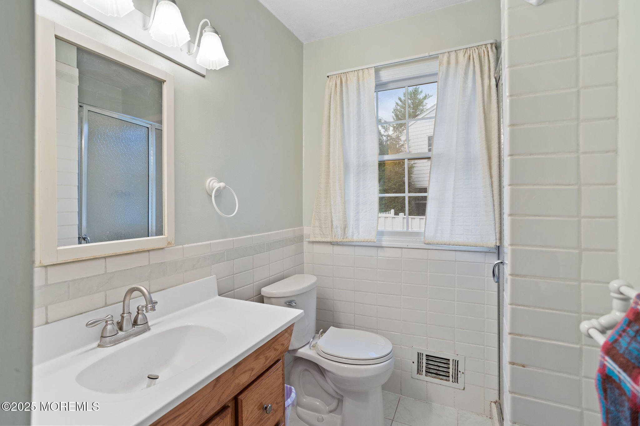 1 Hawk Drive Princeton Junction, NJ 08550 - Photo 32 of 46 1Hawk-37