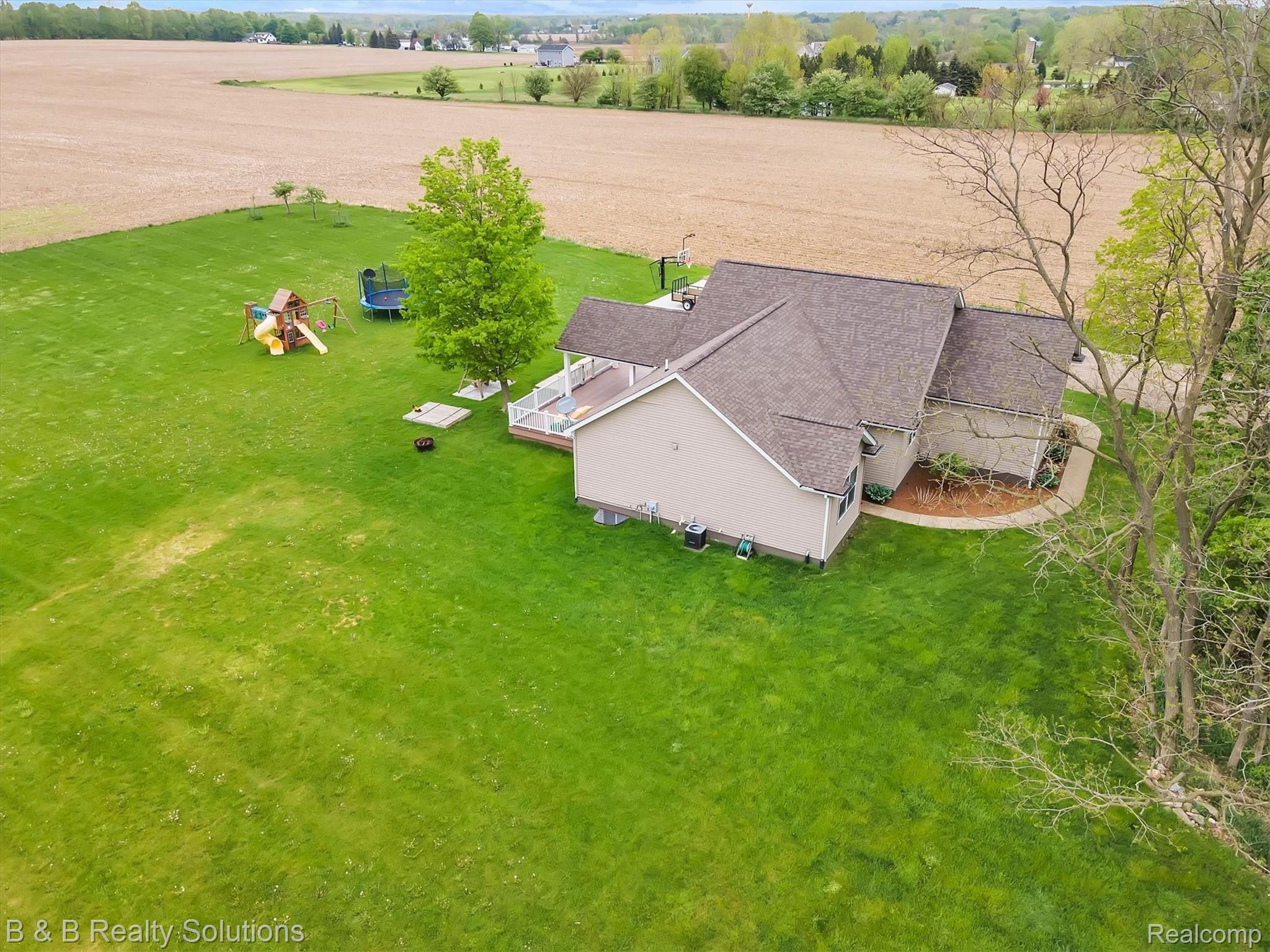 6875 General Squier Road Almont, MI 48003 - Photo 55 of 61 56-6875-General-Squier-Rd-WindowStill-Real-Estate-Photography-56.jpg