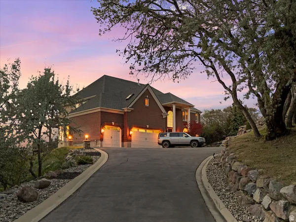 $2,499,000 | 99 Lone Hollow, Sandy, UT 84092