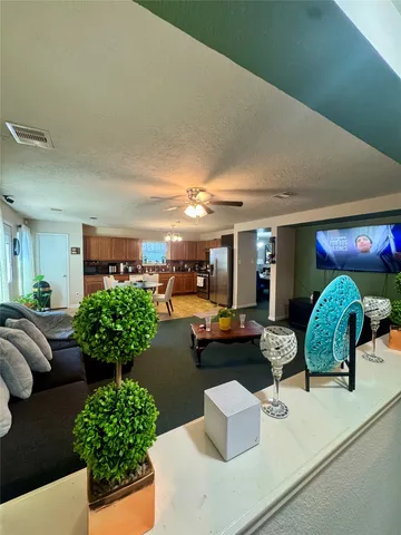 $1,995 | 7130 Liberty Creek Trail, Houston, TX 77049