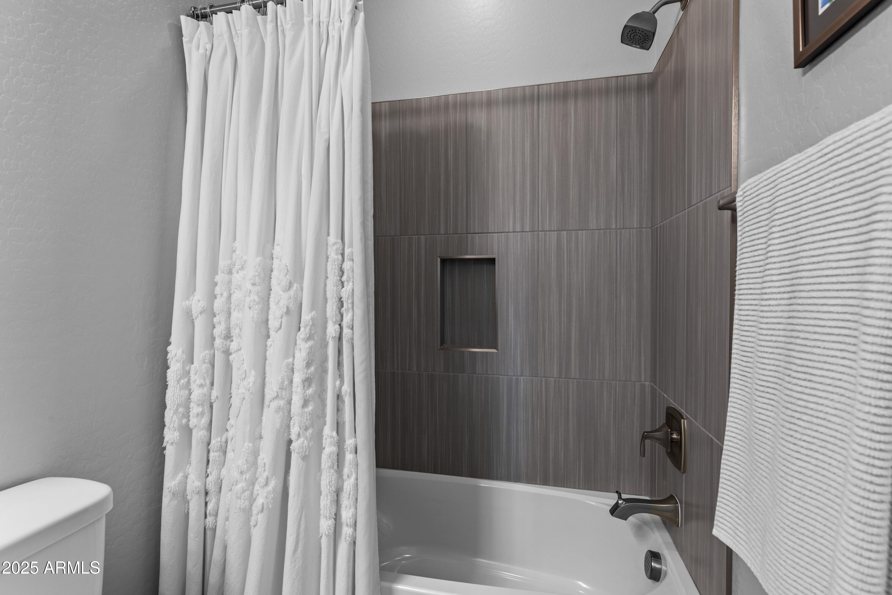 18788 East Blue Sky Drive Rio Verde, AZ 85263 - Photo 30 of 80 Guest Bathroom 2 Shower
