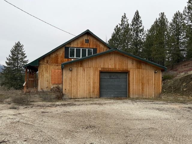 4395 Hesseltine Road Valley, WA 99181 - Photo 2 of 19