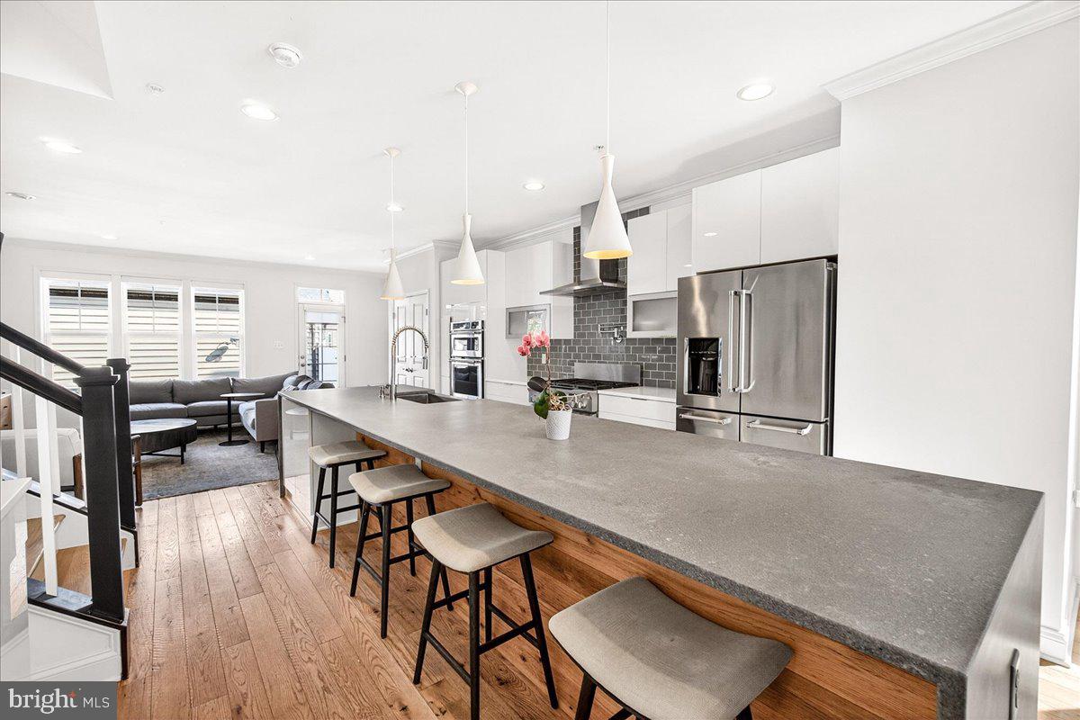 615 Blandwood Road Frederick, MD 21701 - Photo 11 of 80 Granite Double Water Fall Island