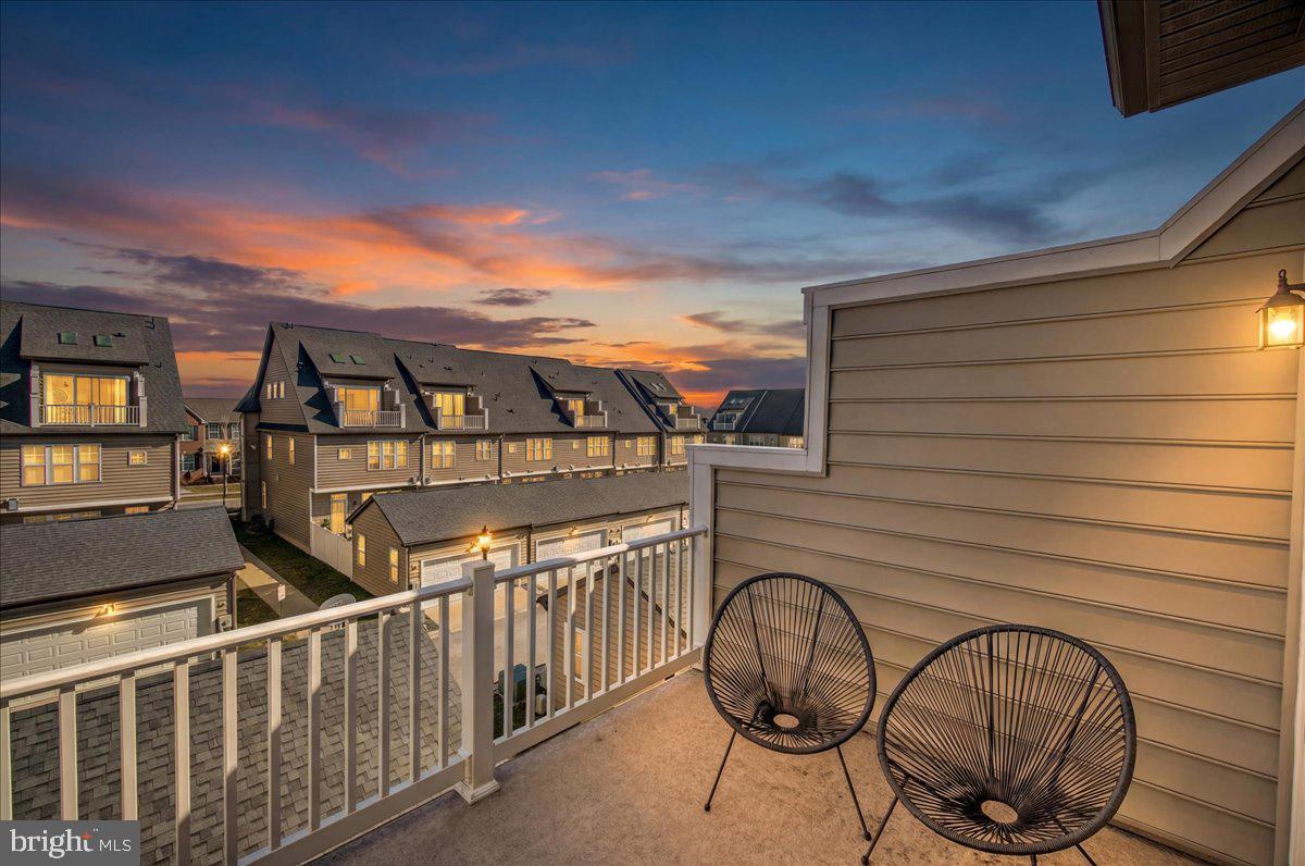 615 Blandwood Road Frederick, MD 21701 - Photo 41 of 80 Sun Deck Twilight