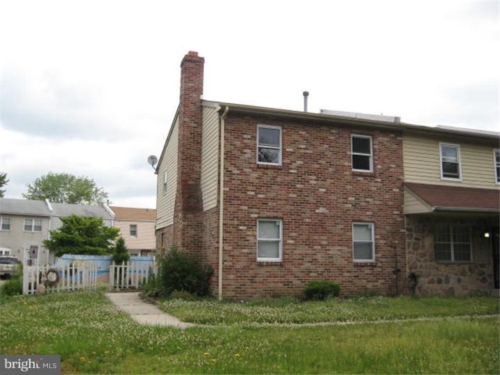 11 Colonial Square Drive Lindenwold, NJ 08021 - Photo 1 of 12