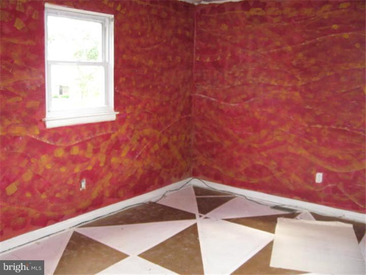 11 Colonial Square Drive Lindenwold, NJ 08021 - Photo 10 of 12