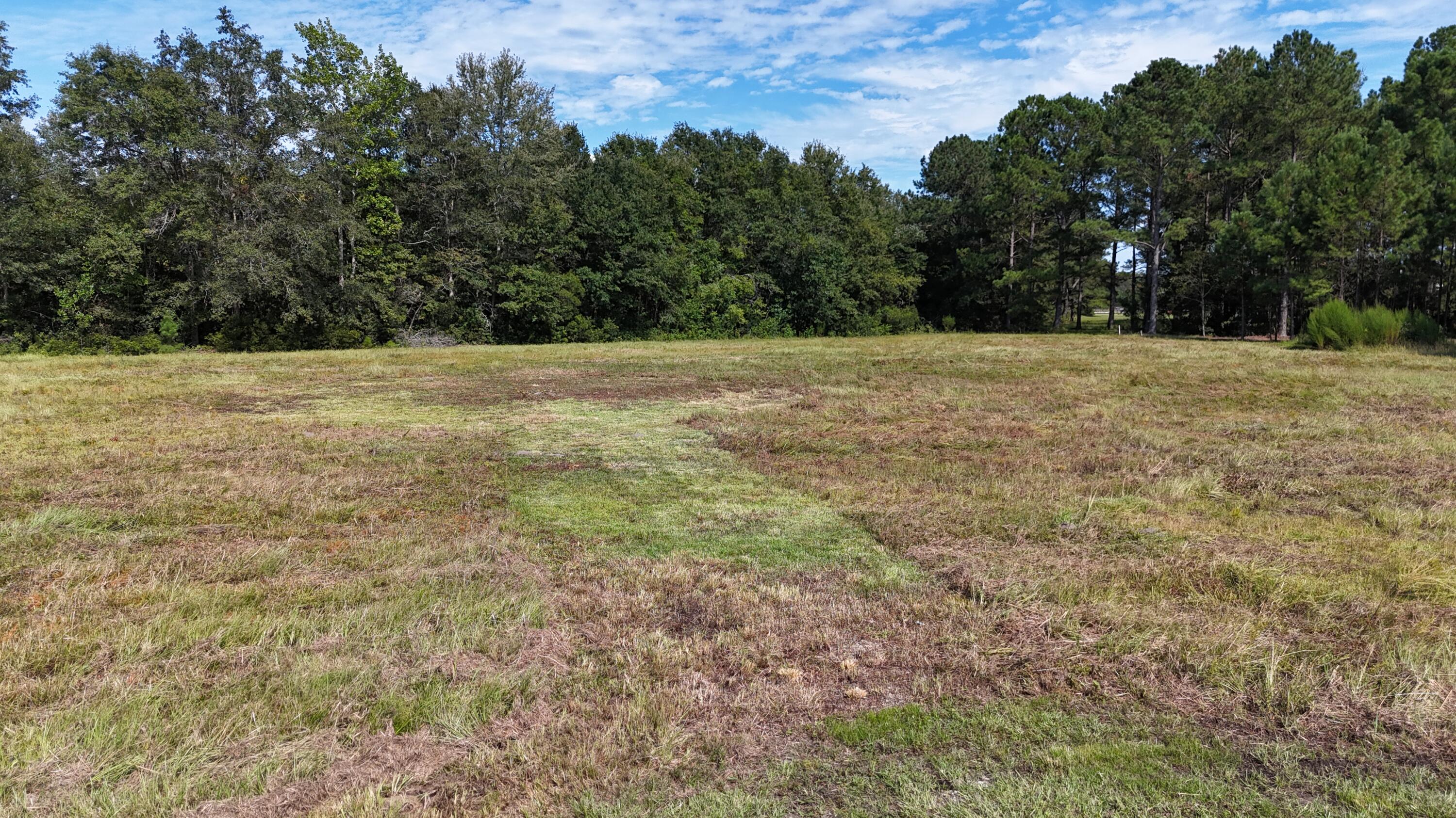 5 Woodrow Lane Loris, SC 29569 - Photo 8 of 13 024
